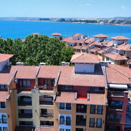 ваканционен Aheloy